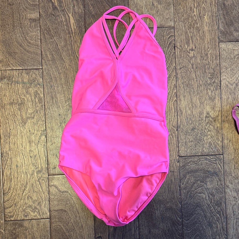 Vibrant Pink Women's xs ballet leotard